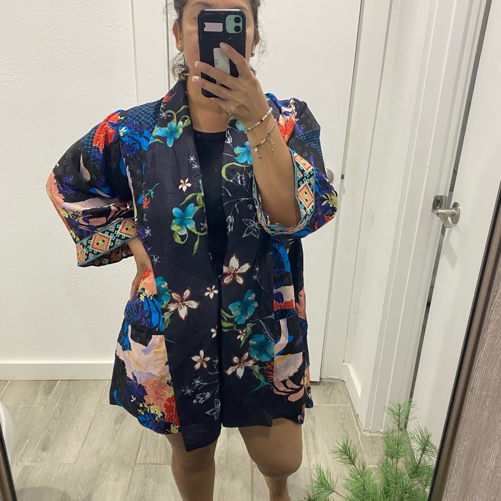 Johnyy Was reversible silk Floral Kimono with Vibrant Patterns size L - Picture 13 of 14